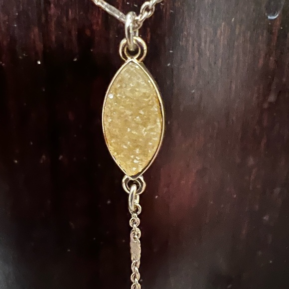 Chloe Isabel 7 way convertible Multi-Layered Necklace blue - Picture 2 of 10